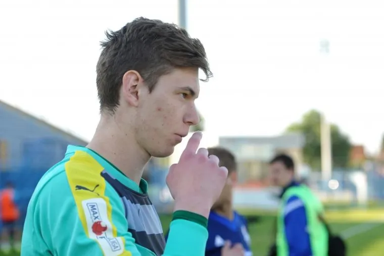 DINAMO PREGAZIO SLAVEN U UVERTIRI FINALA KUPA: Savjetnik Zdravko Mamić salutirao je s tribine