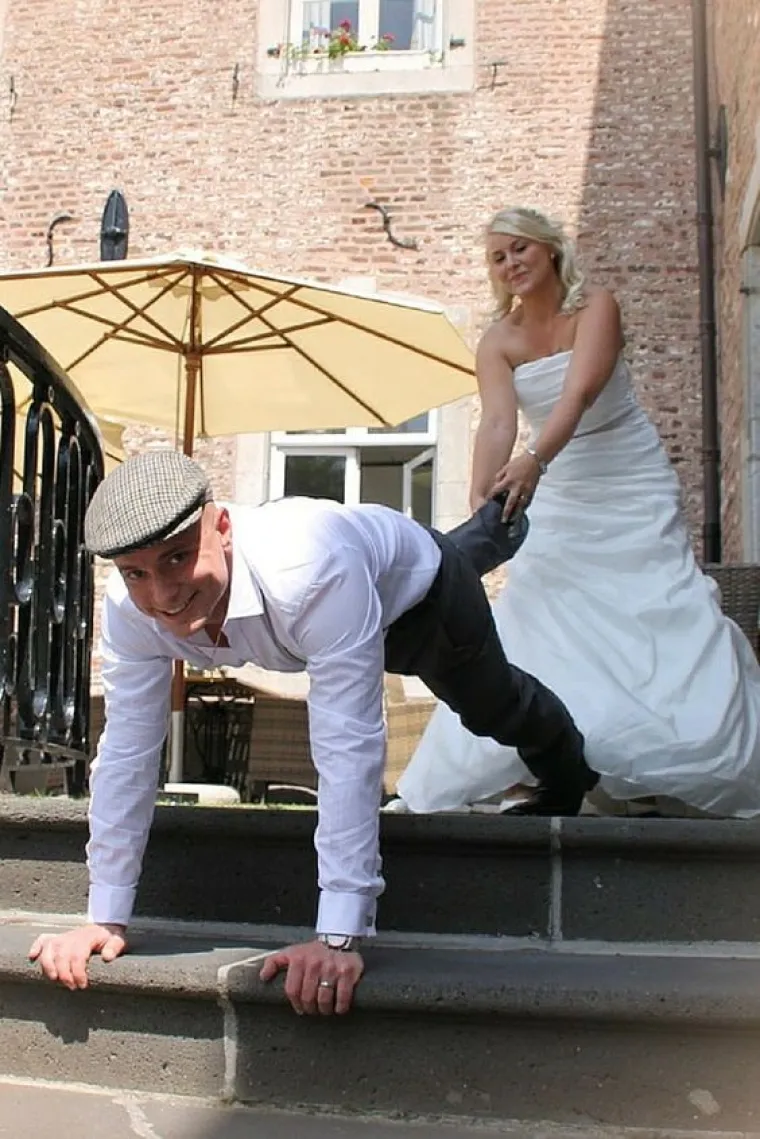 OVI LJUDI ĆE SE RAZMNOŽAVATI: Nema nam spasa, možemo se samo nervozno smijati njihovim slikama s vjenčanja