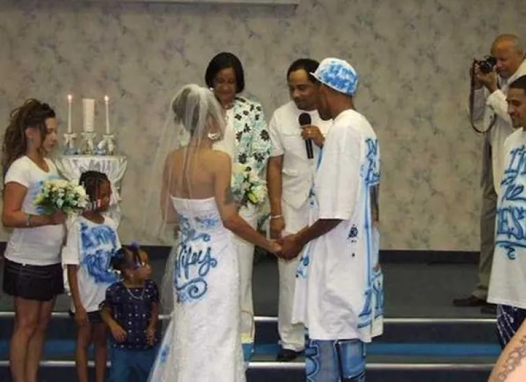 OVI LJUDI ĆE SE RAZMNOŽAVATI: Nema nam spasa, možemo se samo nervozno smijati njihovim slikama s vjenčanja