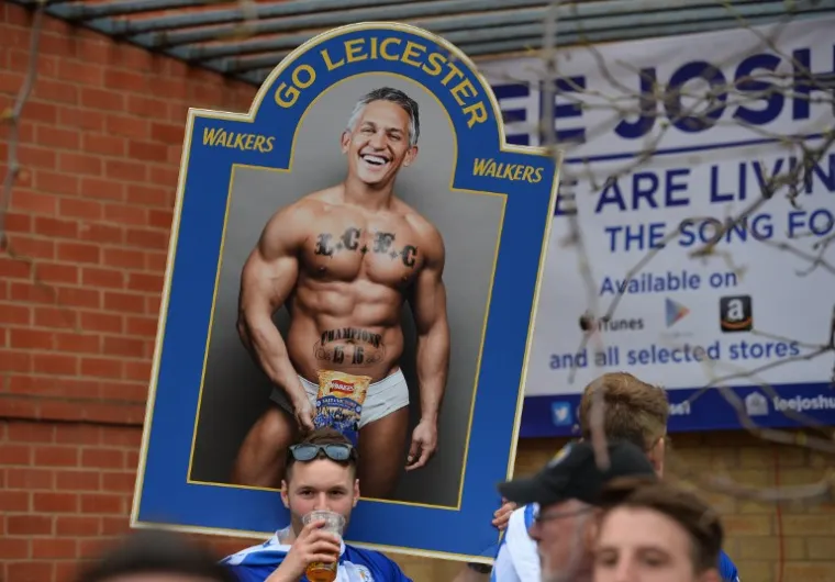 Leicestera proslavili su uoči i tijekom utakmice protiv Evertona senzacionalni naslov prvaka svojih miljenika, prvi u 132 godine postojanja kluba.
