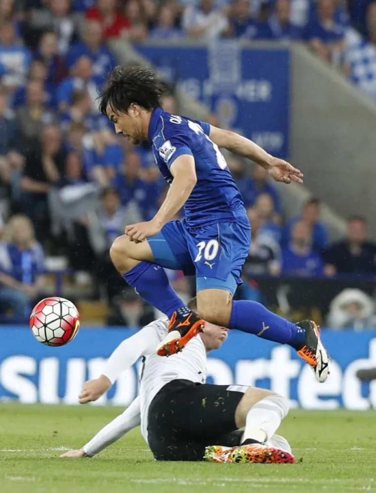 Leicestera proslavili su uoči i tijekom utakmice protiv Evertona senzacionalni naslov prvaka svojih miljenika, prvi u 132 godine postojanja kluba.