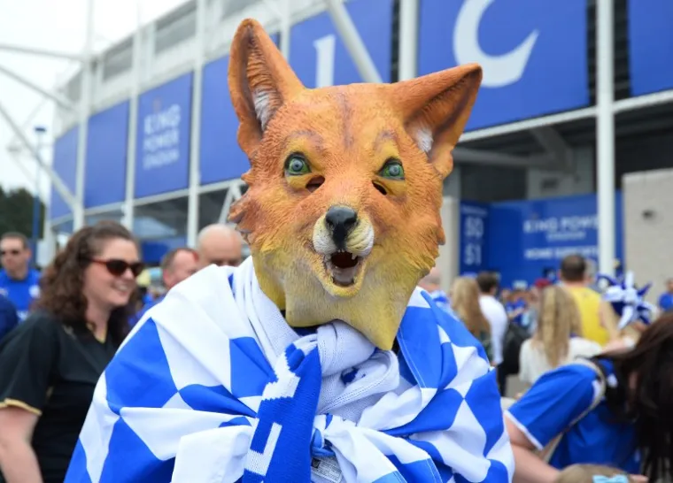 Leicestera proslavili su uoči i tijekom utakmice protiv Evertona senzacionalni naslov prvaka svojih miljenika, prvi u 132 godine postojanja kluba.