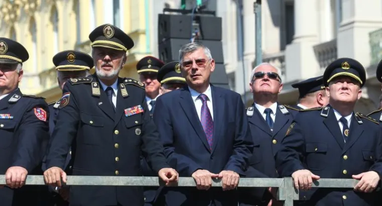 “Biti u društvu vatrogasaca, znači biti u društvu hrabrih i požrtvovnih ljudi koji već 140 godina zadužuju zajednicu”, poručio je slavljenicima predsjednik Hrvatskog sabora Željko reiner.