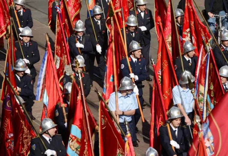 Spektakularni mimohod vatrogasaca u Zagrebu