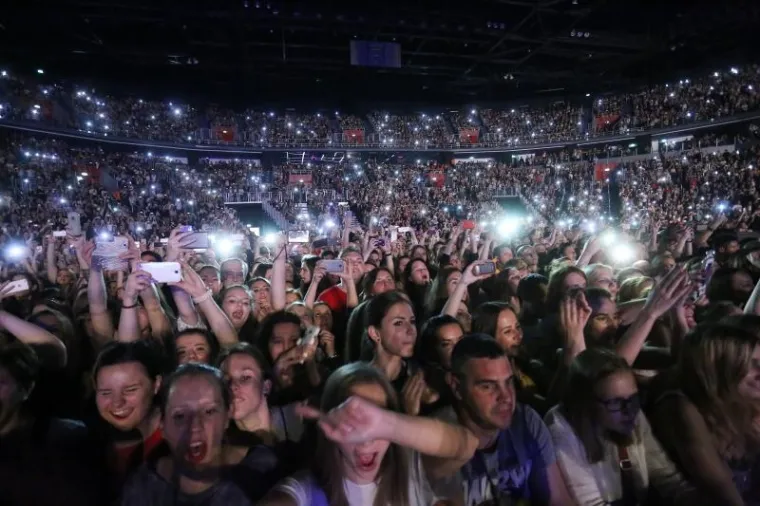 Enrique Iglesias održao je koncert u Areni Zagreb u sklopu svoje turneje Sex and Love.