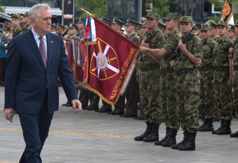 Vojnom paradom obilježen Dan pobjede nad fa&scaron;izmom i Dan vojske Srbije