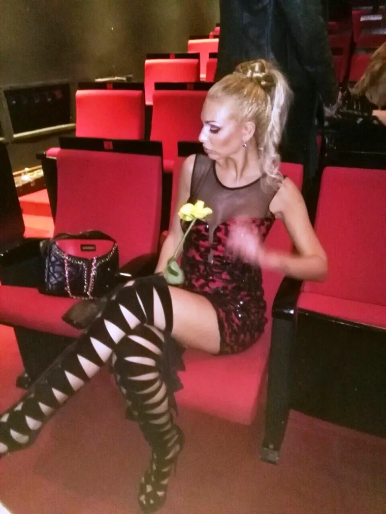 Ava Karabatić u kazali&scaron;tu