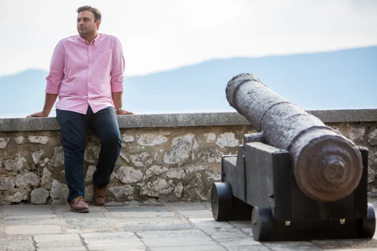 Dhruv Baker snima po Hrvatskoj