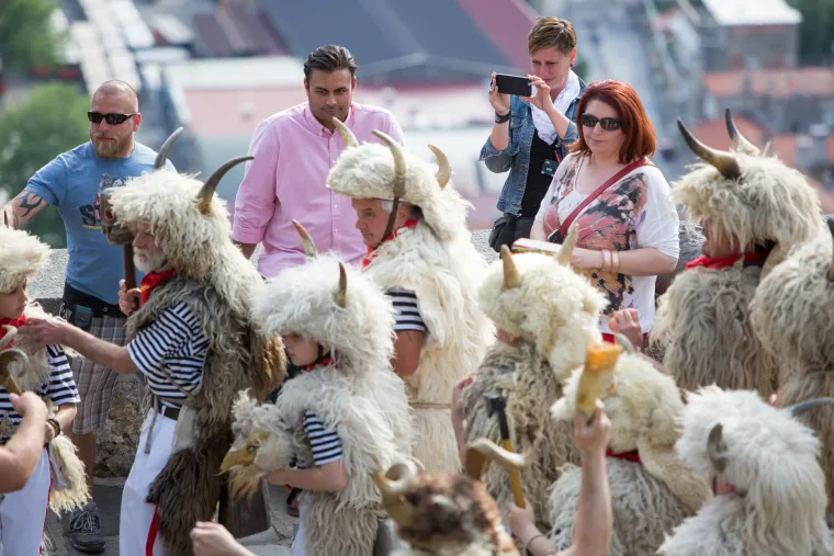 Dhruv Baker snima po Hrvatskoj