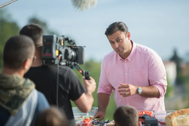 Dhruv Baker snima po Hrvatskoj