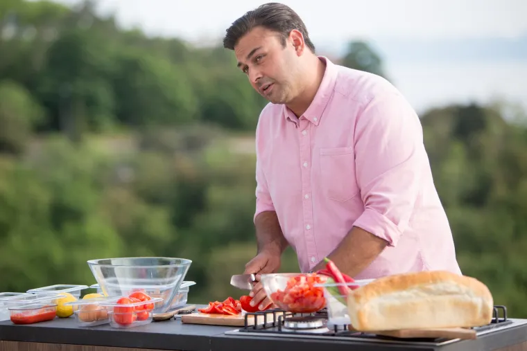 Dhruv Baker snima po Hrvatskoj