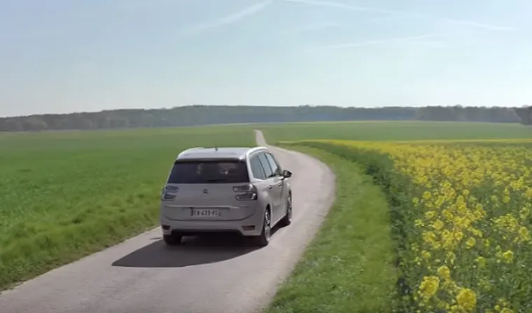 POGLEDAJTE IH: Novosti ima izvana, iznutra i ispod poklopca motora