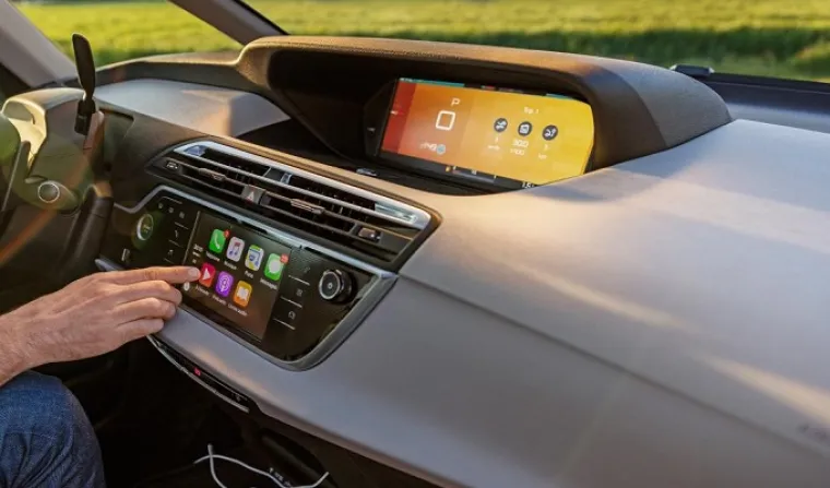 POGLEDAJTE IH: Novosti ima izvana, iznutra i ispod poklopca motora