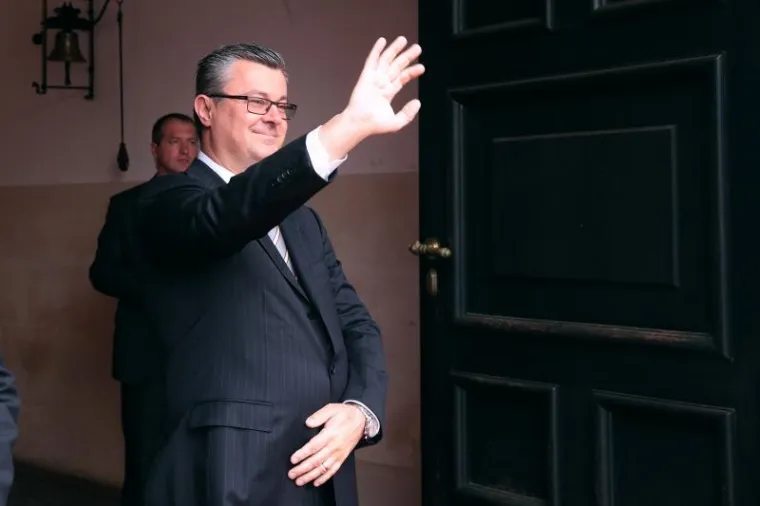 U DOBROM I VESELOM DRU&Scaron;TVU: Ore&scaron;ković pretrčao Markov trg da pozdravi male Splićane