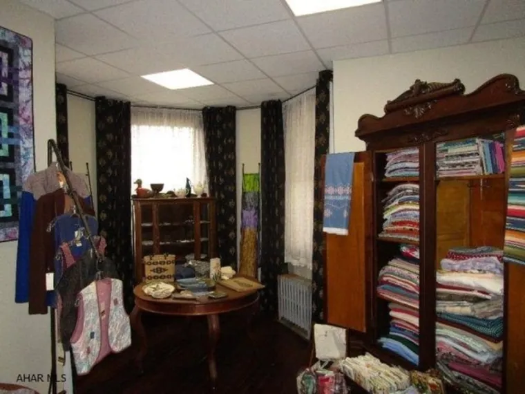 OGROMNO IMANJE JE PROSTRANO I POVOLJNO, ALI IMA JEDNU TAJNU: Biste li živjeli u takvoj kući?