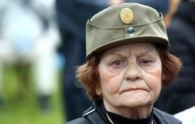 SJEĆANJE NA STRADALE: Tisuće odaju počast žrtvama Križnog puta u Bleiburgu