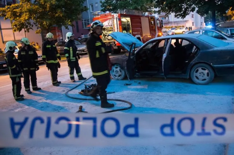 Izgorio Mercedes u Španskom