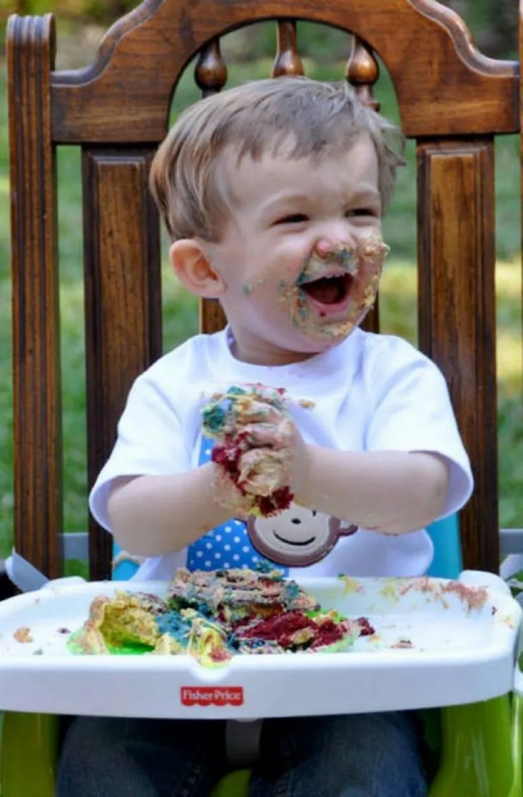 DJECA SU STALNI IZVOR SREĆE, POGOTOVO ONIMA KOJI IH NEMAJU: Mali musavci nasmijali sve osim svojih roditelja