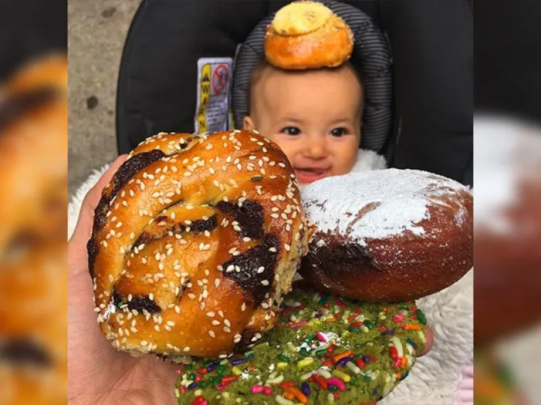 Micheal Chau ima Instagram profil na kojem dopu&scaron;ta svojoj djeci da recenziraju hranu i to tako da jednsotavno stavi hranu pred njih i snimi njihov izraz lica. Najbolje kritičare hrane na internetu svakako pogledajte u galeriji.