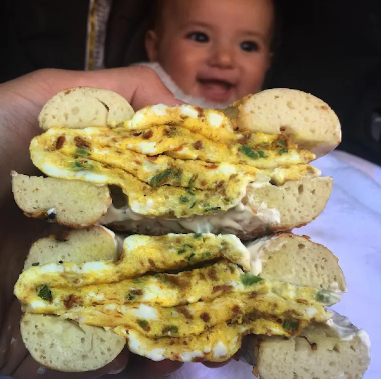 NAJBOLJE RECENZIJE HRANE NA INTERNETU! Njihovi izrazi lica govore ba&scaron; sve