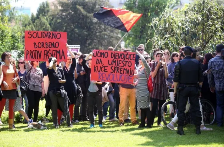 DVA PROSVJEDA: Hod za život i Obrani pravo na izbor na  rubu incidenta