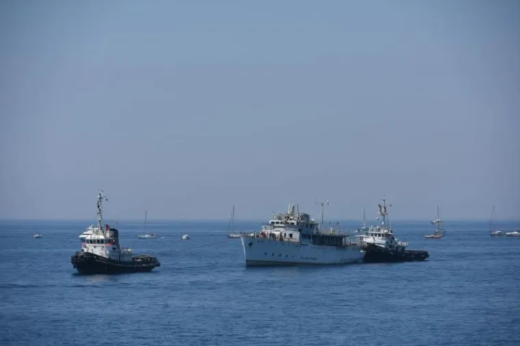 SPEKTAKL: Potapanje admiralskog broda Vis