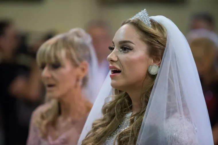 FOTOGALERIJA: SIMONA NA VJENČANJU PLAKALA OD SREĆE: 'Bogu hvala na ovome! Sačuvala nas je sveta čistoća tijela'
