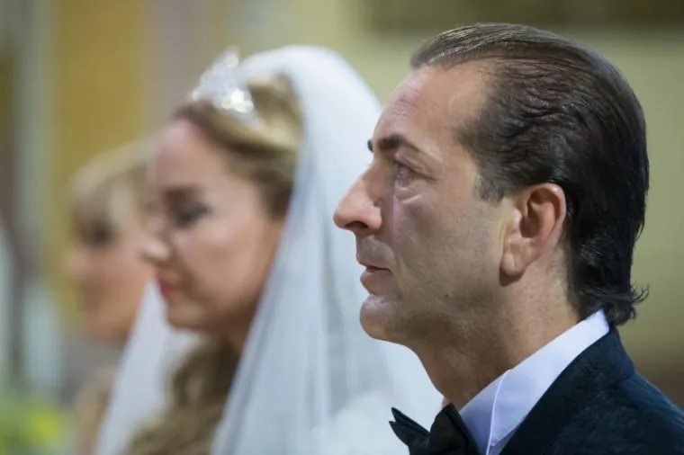 FOTOGALERIJA: SIMONA NA VJENČANJU PLAKALA OD SREĆE: 'Bogu hvala na ovome! Sačuvala nas je sveta čistoća tijela'