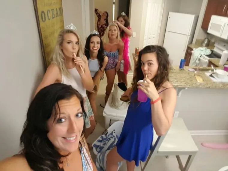 BIO JE VIKEND I POPILO SE MALO... Ako jo&scaron; uvijek ne znate &scaron;to se dogodilo, možda vam pomognu ove fotografije