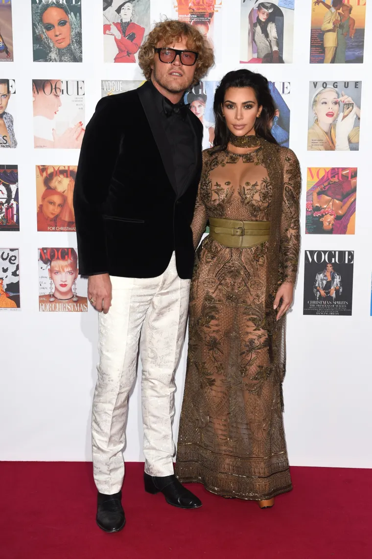 Pojavila se u prozirnoj haljini: Kim je i na stotom rođendanu 'modne biblije' uspjela svu pažnju usmjeriti na sebe