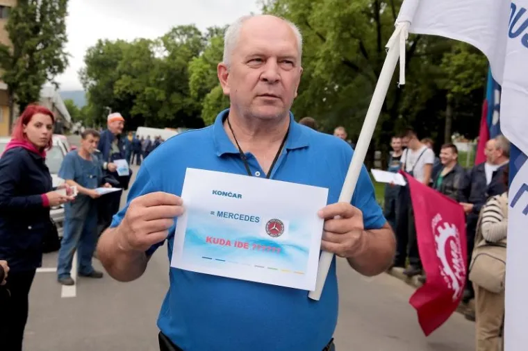 POBUNJENI RADNICI IZA&Scaron;LI NA ULICU: 'Končar je na&scaron;, Karamarko mar&scaron;'