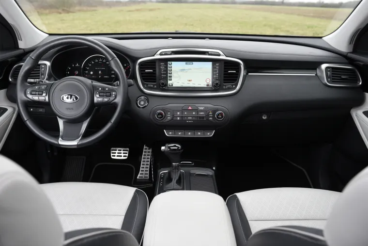 SJAJAN JE: Ovo je novi Sorento i spreman je napasti BMW X3, Audi Q5 i Mercedes GLC