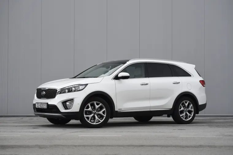 SJAJAN JE: Ovo je novi Sorento i spreman je napasti BMW X3, Audi Q5 i Mercedes GLC