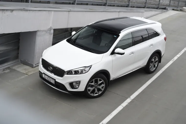 SJAJAN JE: Ovo je novi Sorento i spreman je napasti BMW X3, Audi Q5 i Mercedes GLC