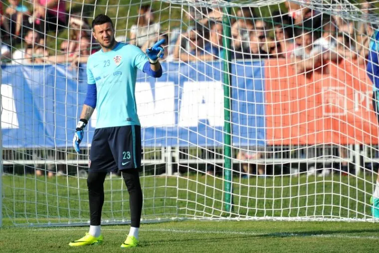 EUFORIJA U MEĐIMURJU: Vatreni pred krcatim tribinama odradili posljednji trening prije Moldavije