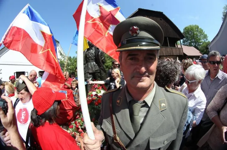 15.000 NA PROSLAVI DANA MLADOSTI: U Kumrovcu se okupili štovatelji lika i djela Josipa Broza Tita
