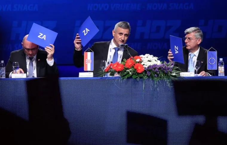 XVII. OPĆI SABOR HDZ-A: Za govornicom bili i Orešković i Bandić