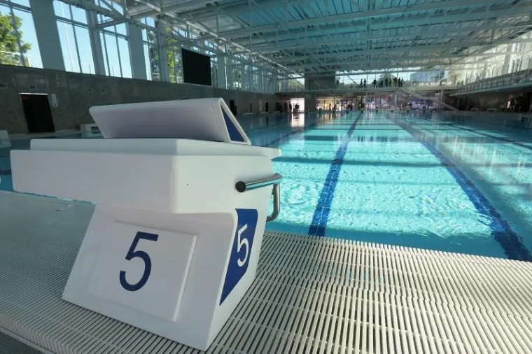 NAKON SEDAM GODINA GRADNJE: Bandić konačno otvorio bazene na Sveticama