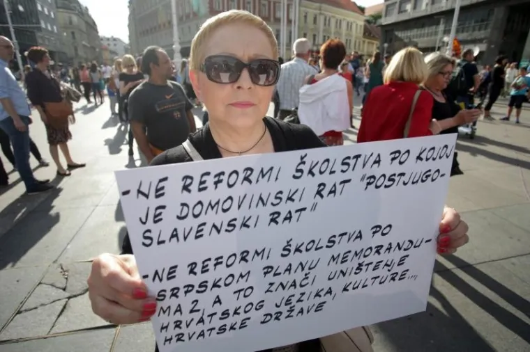 TISUĆE U ZAGREBU USTALE ZA KURIKULARNU REFORMU: 'Kakva &scaron;kola danas, takva struka sutra'
