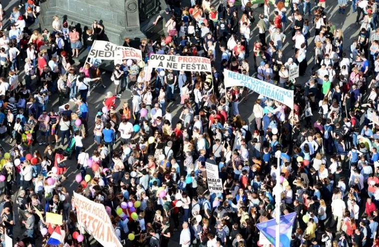 TISUĆE U ZAGREBU USTALE ZA KURIKULARNU REFORMU: 'Kakva &scaron;kola danas, takva struka sutra'
