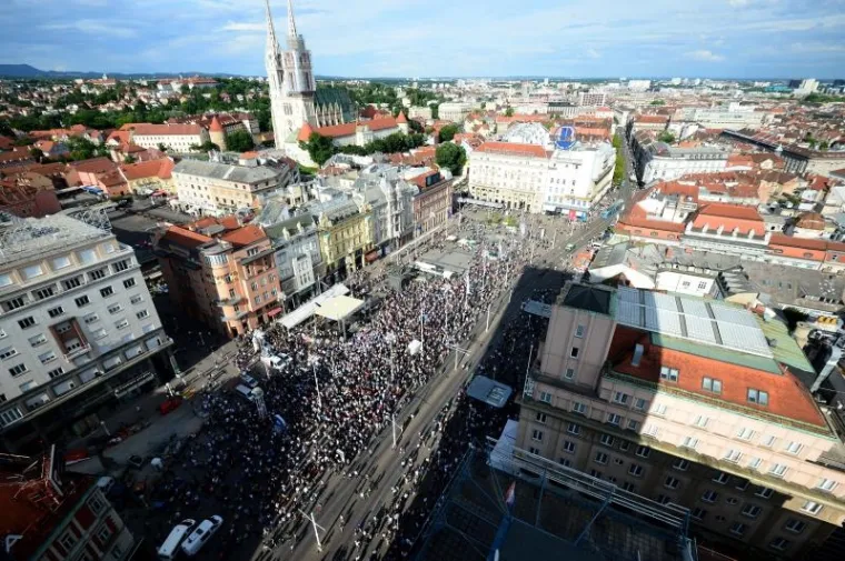 IMPRESIVNE SNIMKE IZ ZRAKA: Pogledajte kako je izgledao veliki prosvjed podrške reformi školstva