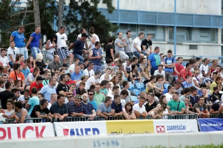 BRZI I ŽESTOKI: Novi Zagreb je podrhtavao od buke motora