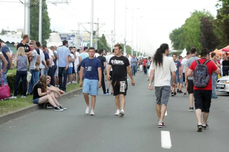BRZI I ŽESTOKI: Novi Zagreb je podrhtavao od buke motora