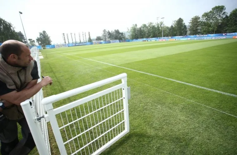 LUKSUZNI HRVATSKI KAMP NA EURU: Zavirite u Deauville, oazu u kojoj će idućih tjedana uživati Vatreni