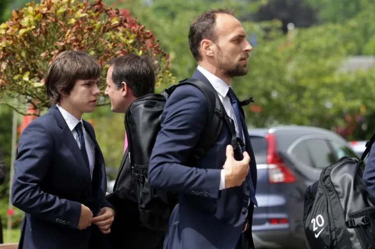 HRVATSKE ZVIJEZDE U DEAUVILLEU: Modrić i dru&scaron;tvo stigli u mondeno francusko ljetovali&scaron;te