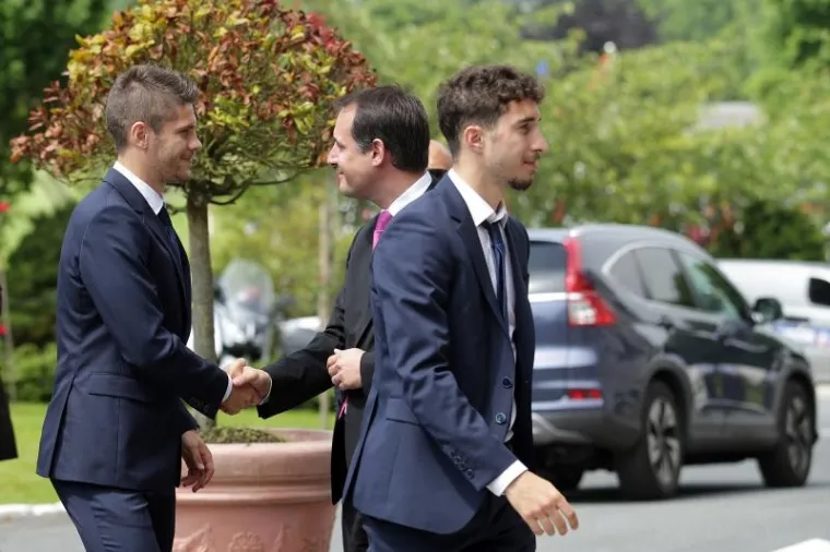 HRVATSKE ZVIJEZDE U DEAUVILLEU: Modrić i dru&scaron;tvo stigli u mondeno francusko ljetovali&scaron;te