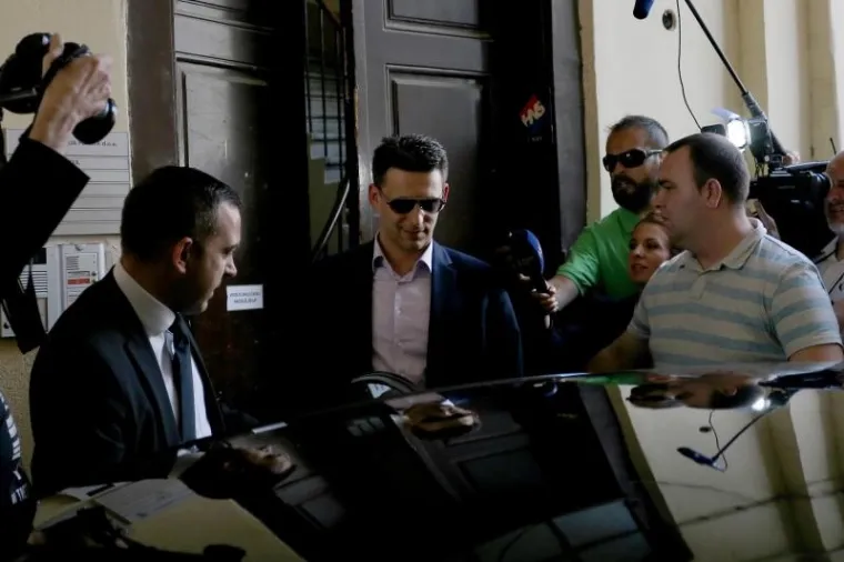 PETROV IZLAZI IZ STANA PREMIJERA ORE&Scaron;KOVIĆA: Razgovarali sat vremena