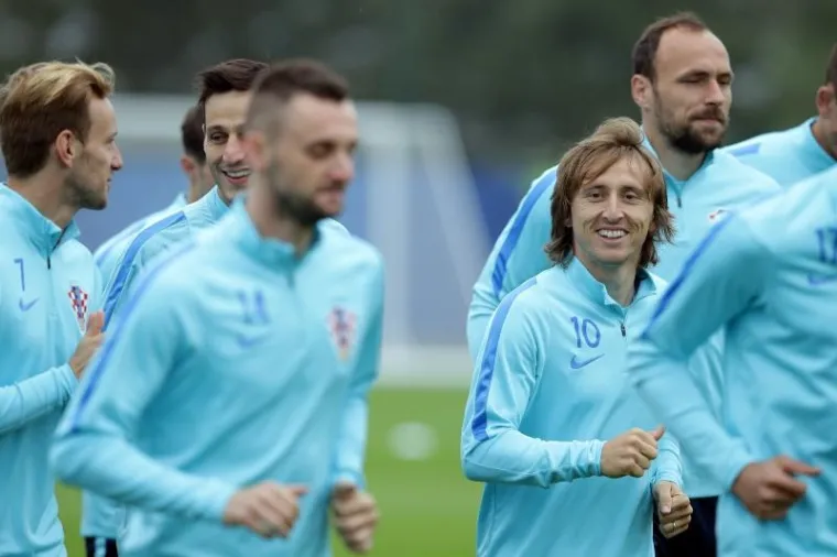 JO&Scaron; ČETIRI DANA DO PRVE UTAKMICE: Hrvatski nogometa&scaron;i uigravali taktiku za dvoboj protiv Turaka