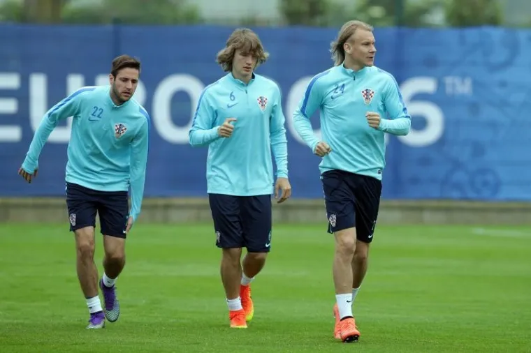 JO&Scaron; ČETIRI DANA DO PRVE UTAKMICE: Hrvatski nogometa&scaron;i uigravali taktiku za dvoboj protiv Turaka