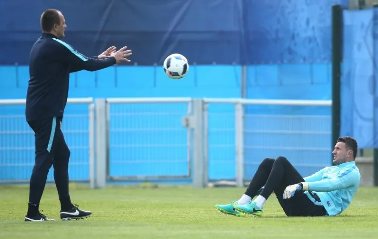 Reprezentativna vratarska jedinica Danijel Suba&scaron;ić koji će na turniru morati braniti dobro ako Hrvatska misli do dobrog rezultata.